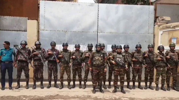 গাজীপুরে দুই কারখানা বন্ধ ঘোষণা