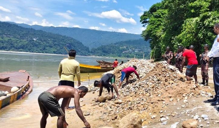 জাফলংয়ে পাথর লুটের ঘটনায় অবশেষে মামলা, আসামি ১৫০