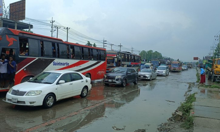 ঢাকা-টাঙ্গাইল মহাসড়কে ২০ কিলোমিটার যানজট ঢাকা-টাঙ্গাইল মহাসড়কে ২০ কিলোমিটার যানজট