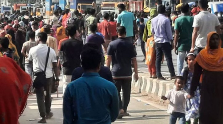 শ্রমিক অসন্তোষ, গাজীপুরে ১২ কারখানায় ছুটি ঘোষণা শ্রমিক অসন্তোষ, গাজীপুরে ১২ কারখানায় ছুটি ঘোষণা