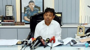 ডিবির সাবেক প্রধান হারুনসহ পুলিশের ১৮ কর্মকর্তা বরখাস্ত