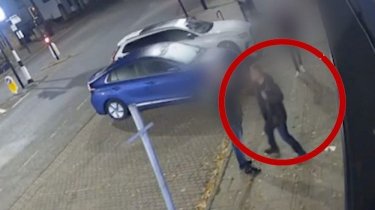 ভোটারকে ঘুষি মারার জেরে ব্রিটিশ এমপির কারাদণ্ড