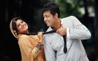 জুনিয়র মিশাকে জুতাপেটা করতে চান ওমর সানি