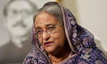 হাসিনাকে হাজির হওয়ার নির্দেশ দিয়ে পত্রিকায় বিজ্ঞপ্তির আদেশ